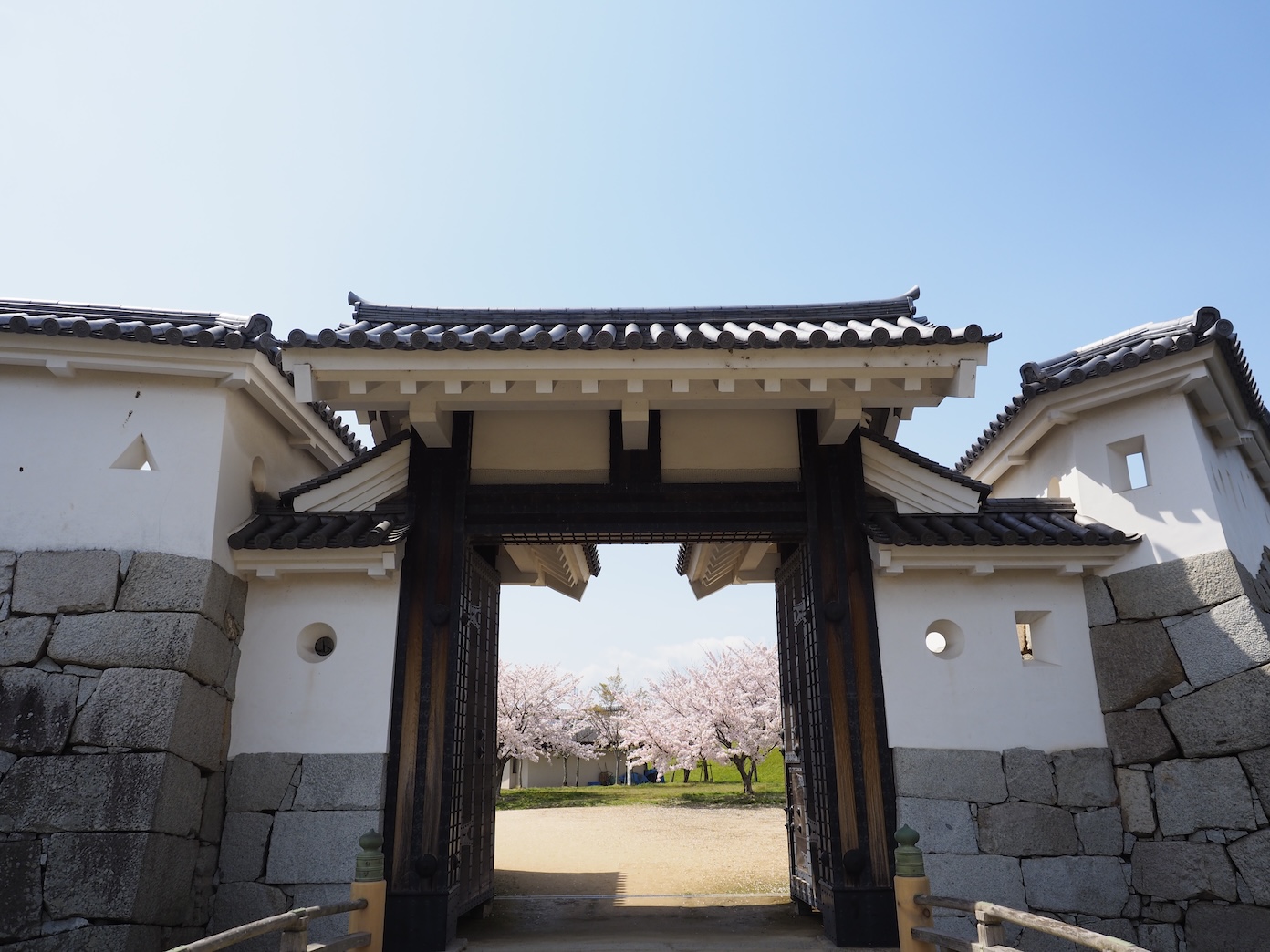 【Umayaguchimon Gate Post-Restoration】